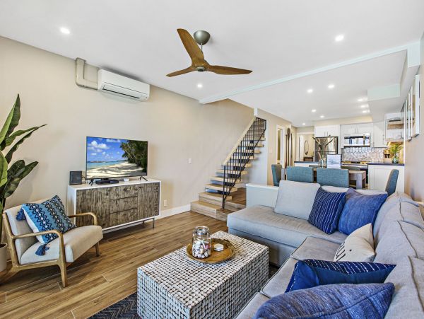 Maui Oceanfront Vacation Rental Luxury 3-Bedroom Maui Condo with Lanai Views