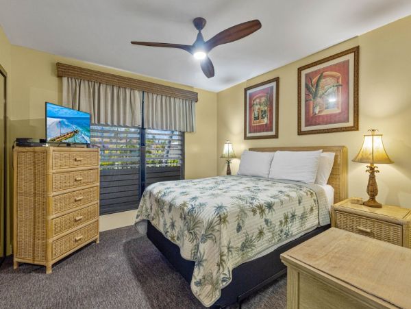 Oceanfront Maui Vacation Rental - 3-Bedroom Condo with Panoramic Views