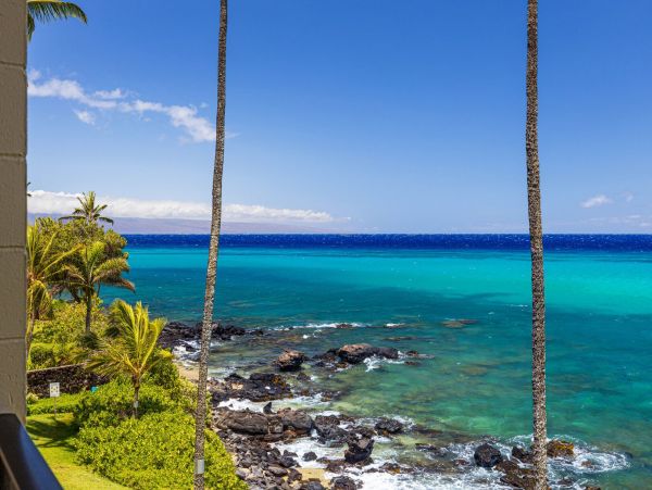 Oceanfront Maui Vacation Rental - 3-Bedroom Condo with Panoramic Views