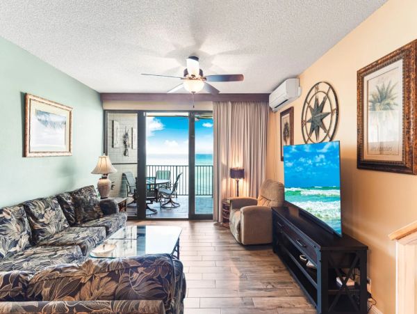 Oceanfront Maui Vacation Rental - 3-Bedroom Condo with Panoramic Views