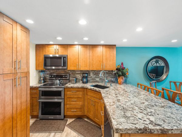Oceanfront Maui Vacation Rental - 3-Bedroom Condo with Panoramic Views