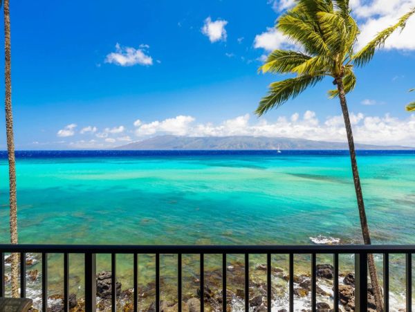 Oceanfront Maui Vacation Rental - 3-Bedroom Condo with Panoramic Views