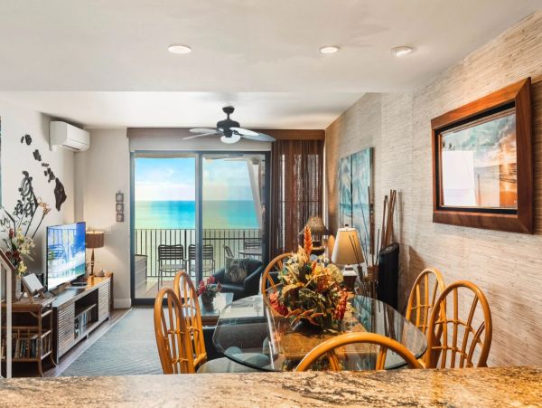 Oceanfront Maui Vacation Rental - 3-Bedroom Maui Condo with Panoramic Views
