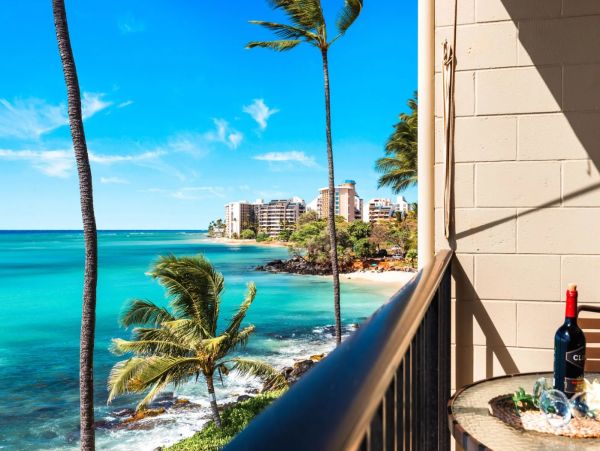 Oceanfront Maui Vacation Rental - 3-Bedroom Maui Condo with Panoramic Views