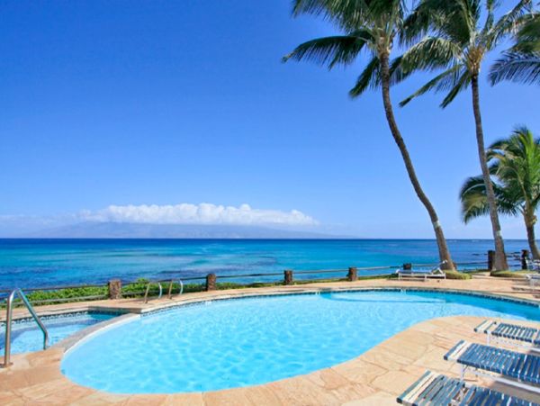 Oceanfront Maui Vacation Rental - 3-Bedroom Condo with Lanai & Panoramic Views