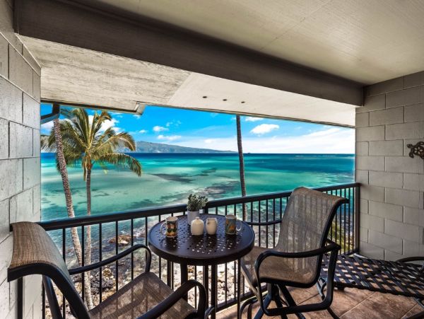 Oceanfront Maui Vacation Rental - 3-Bedroom Condo with Lanai & Panoramic Views