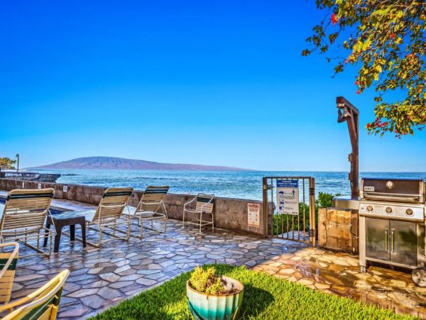 Magnificent Views of the Pacific Ocean West Maui Pure luxury