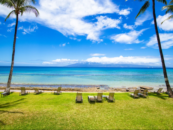 Lahaina Vacation Rental: Beachfront Luxury and Comfort