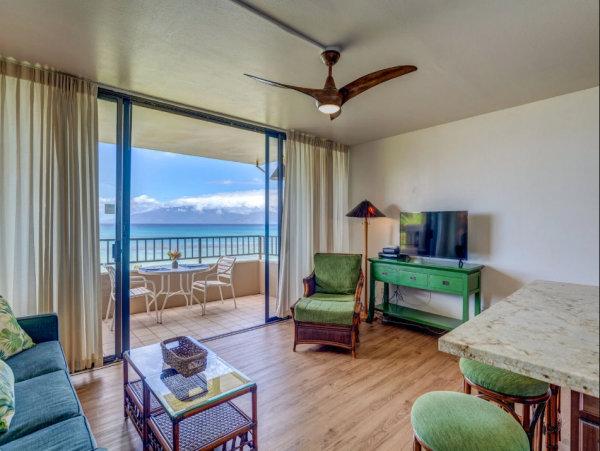 Lahaina Vacation Rental: Beachfront Luxury and Comfort