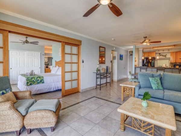 Delightful Lanai with Pacific Views
