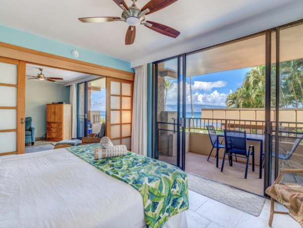 Delightful Lanai with Pacific Views