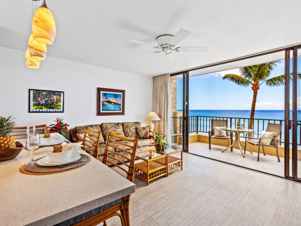West Maui Oceanfront Condo With Lanai Ocean Views
