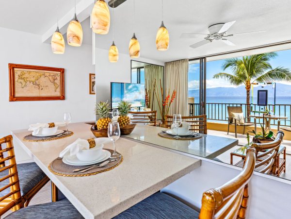 West Maui Oceanfront Condo With Lanai Ocean Views