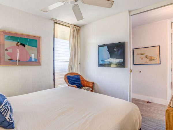 West Maui Oceanfront Condo With Lanai Ocean Views