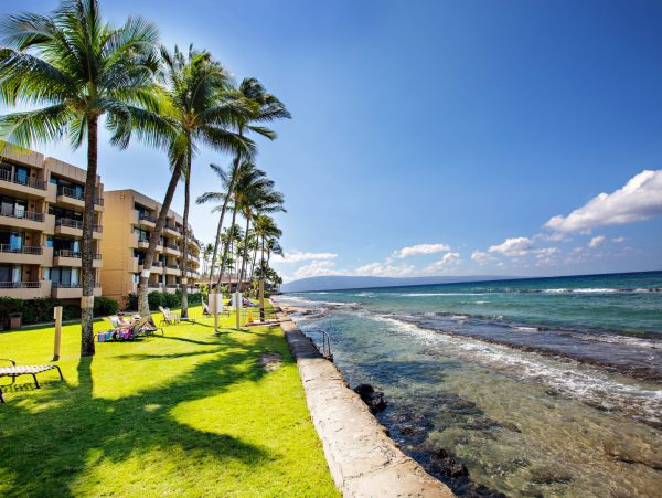 West Maui Oceanfront Condo With Lanai Ocean Views