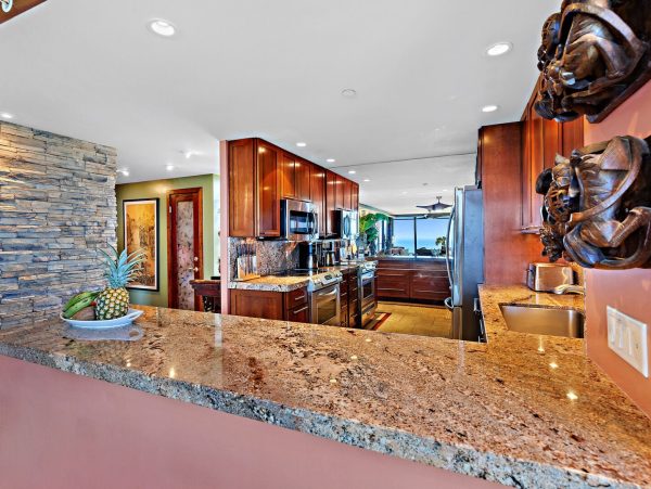 Ka'anapali Oceanfront Condo With Panoramic Views