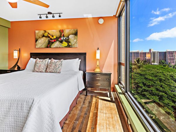 Ka'anapali Oceanfront Condo With Panoramic Views