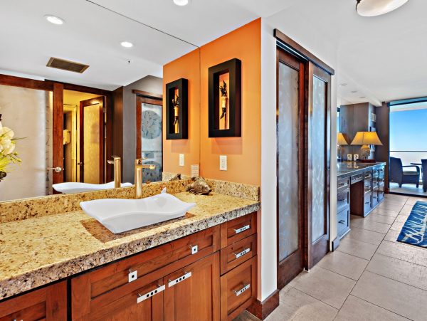 Ka'anapali Oceanfront Condo With Panoramic Views