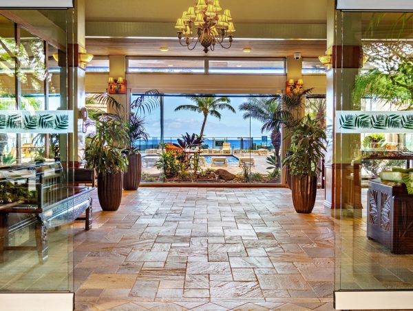 Ka'anapali Oceanfront Condo With Panoramic Views