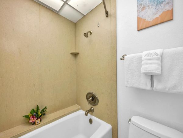 Discover Your Ideal Maui Getaway - Oceanfront Kaanapali Two Bedroom