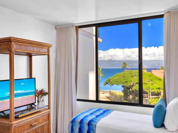 Discover Your Ideal Maui Getaway - Oceanfront Kaanapali Two Bedroom