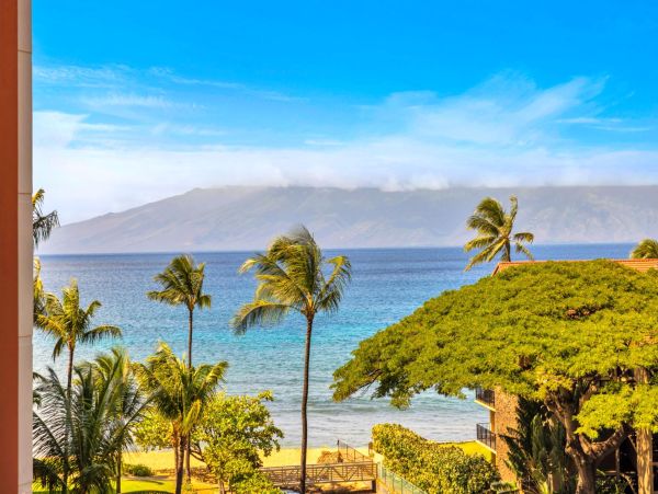 Discover Your Ideal Maui Getaway - Oceanfront Kaanapali Two Bedroom