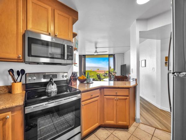 Discover Your Ideal Maui Getaway - Oceanfront Kaanapali Two Bedroom