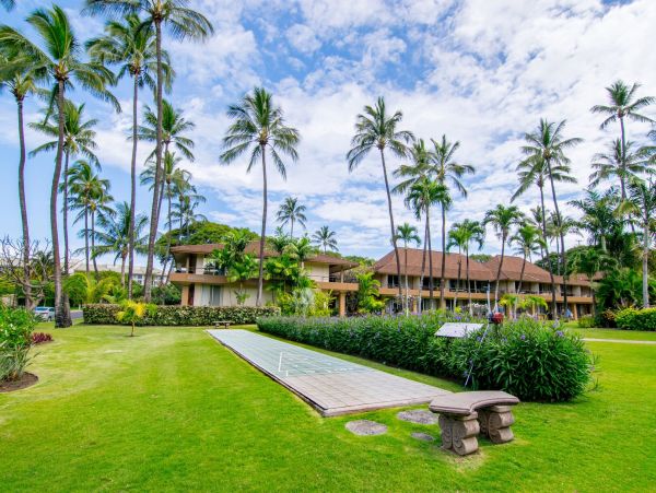 Luxury Maui Vacation Condo with Garden Views