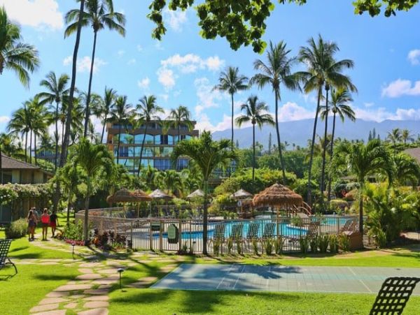 Luxury Maui Vacation Condo with Garden Views