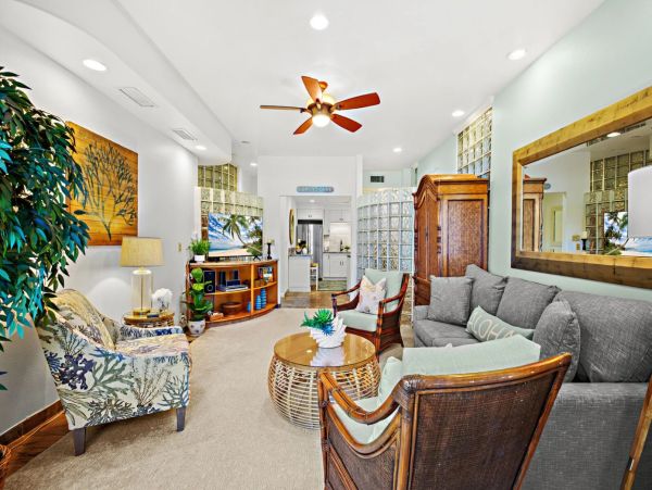 Luxury Maui Vacation Condo with Garden Views