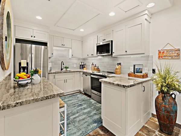 Luxury Maui Vacation Condo with Garden Views