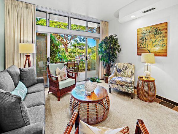 Luxury Maui Vacation Condo with Garden Views