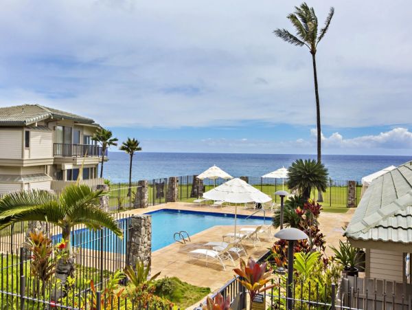 Kapalua Two Bedroom Rental with Sweeping Ocean Views