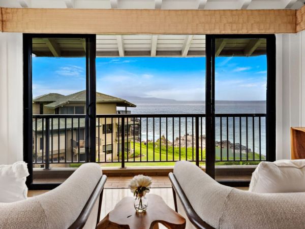 Kapalua Two Bedroom Rental with Sweeping Ocean Views