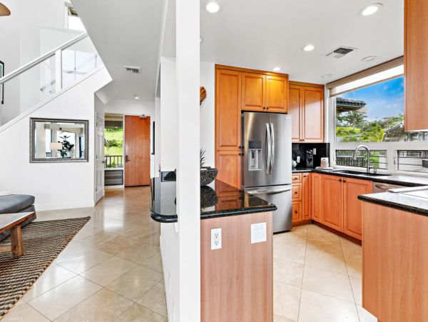 Kapalua Two Bedroom Rental with Sweeping Ocean Views