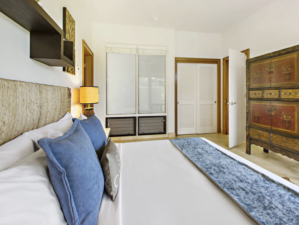 Stunning Two Bedroom Kapalua Vacation Condo Oceanfront