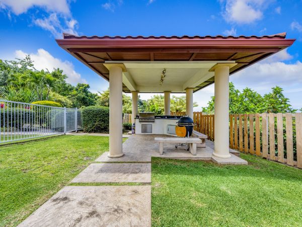 World Class Luxury Retreat Estate Big Island
