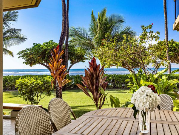 Pure Luxury Beachfront Vacation Condo Boutique Community Private and Exclusive