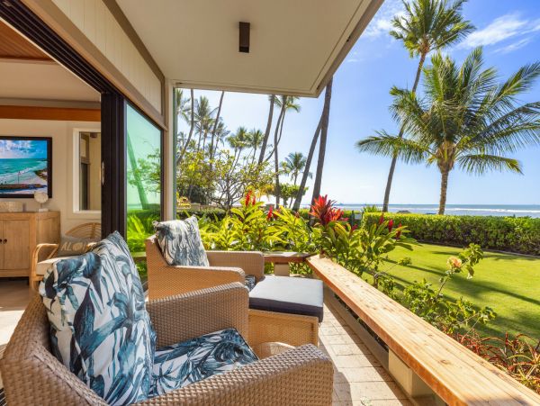 Pure Luxury Beachfront Vacation Condo Boutique Community Private and Exclusive