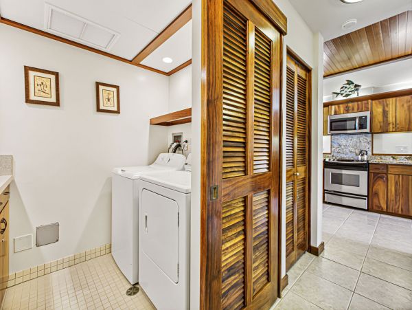 Pure Luxury Beachfront Vacation Condo Boutique Community Private and Exclusive