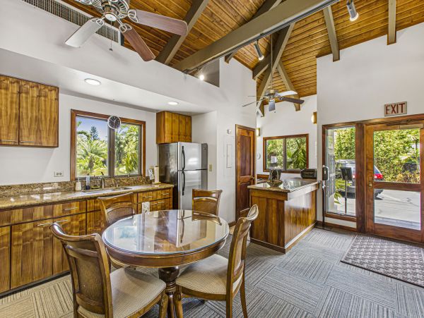 Pure Luxury Beachfront Vacation Condo Boutique Community Private and Exclusive