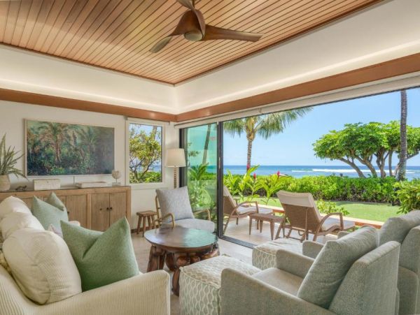 Pure Luxury Beachfront Vacation Condo Boutique Community Private and Exclusive