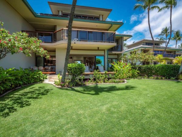 Pure Luxury Beachfront Vacation Condo Boutique Community Private and Exclusive