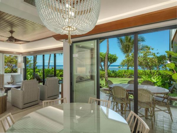 Pure Luxury Beachfront Vacation Condo Boutique Community Private and Exclusive