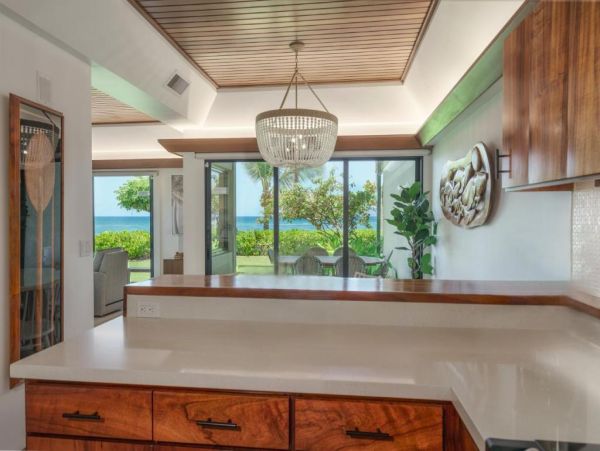 Pure Luxury Beachfront Vacation Condo Boutique Community Private and Exclusive