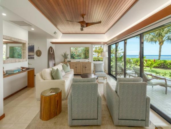 Pure Luxury Beachfront Vacation Condo Boutique Community Private and Exclusive