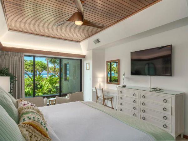 Pure Luxury Beachfront Vacation Condo Boutique Community Private and Exclusive