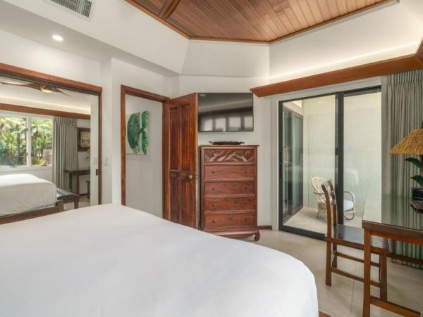 Pure Luxury Beachfront Vacation Condo Boutique Community Private and Exclusive