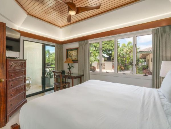 Pure Luxury Beachfront Vacation Condo Boutique Community Private and Exclusive