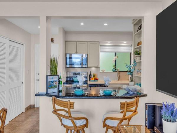 Kihei Oceanfront Lovely Rental